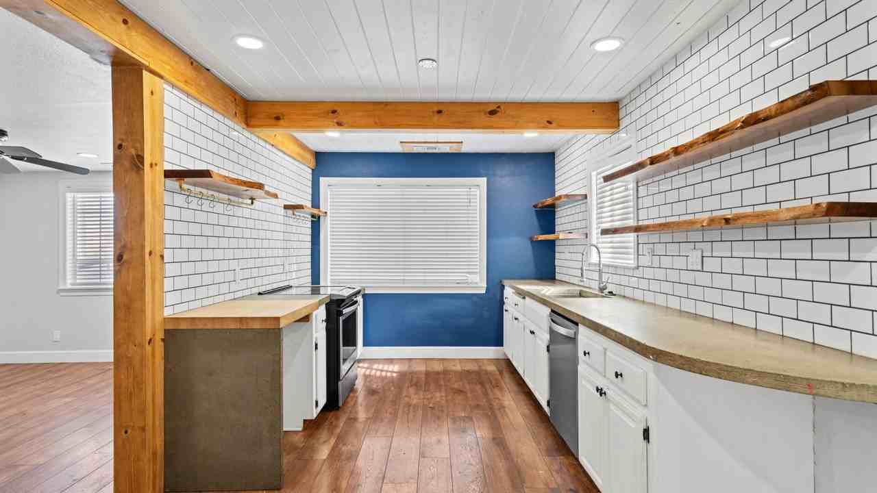 812 Taylor Street - Photo 2 of 38