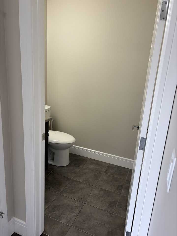 713 176 St Sw #713 - Photo 2 of 10