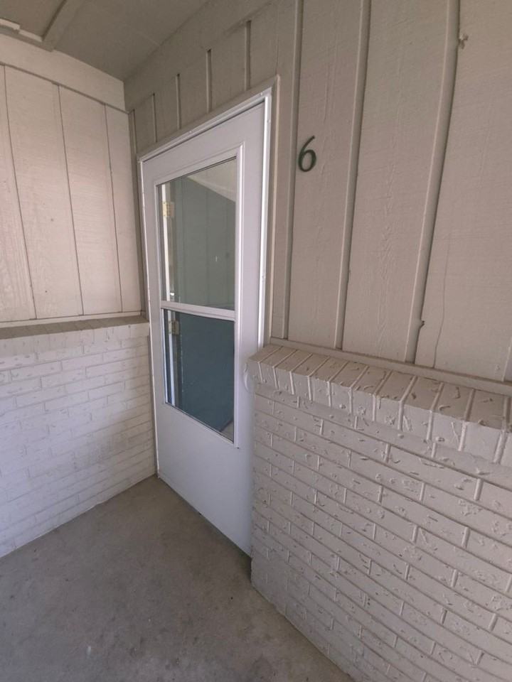 1410 19th St. - Photo 2 of 21