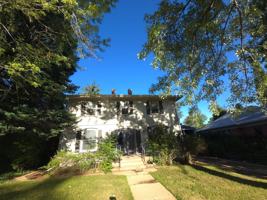 featured image of 961 961 - 963 10th St.