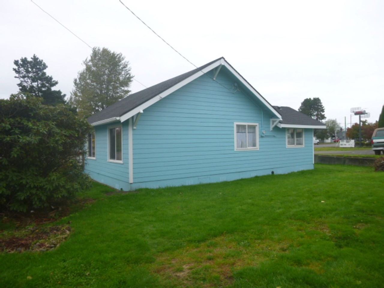 601 Duffy Street #601 - Photo 3 of 41