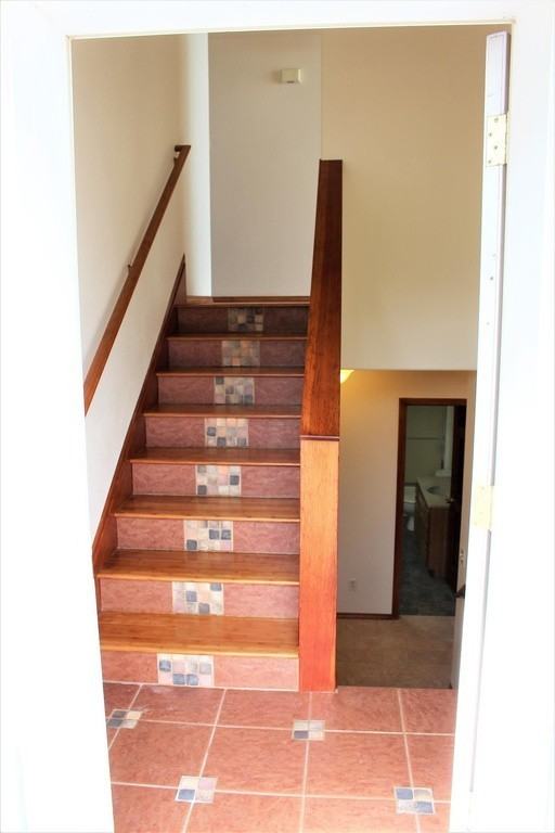 812 Lakeshore Dr - Photo 3 of 18