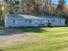 featured image of 9013 Cedar Lake Rd