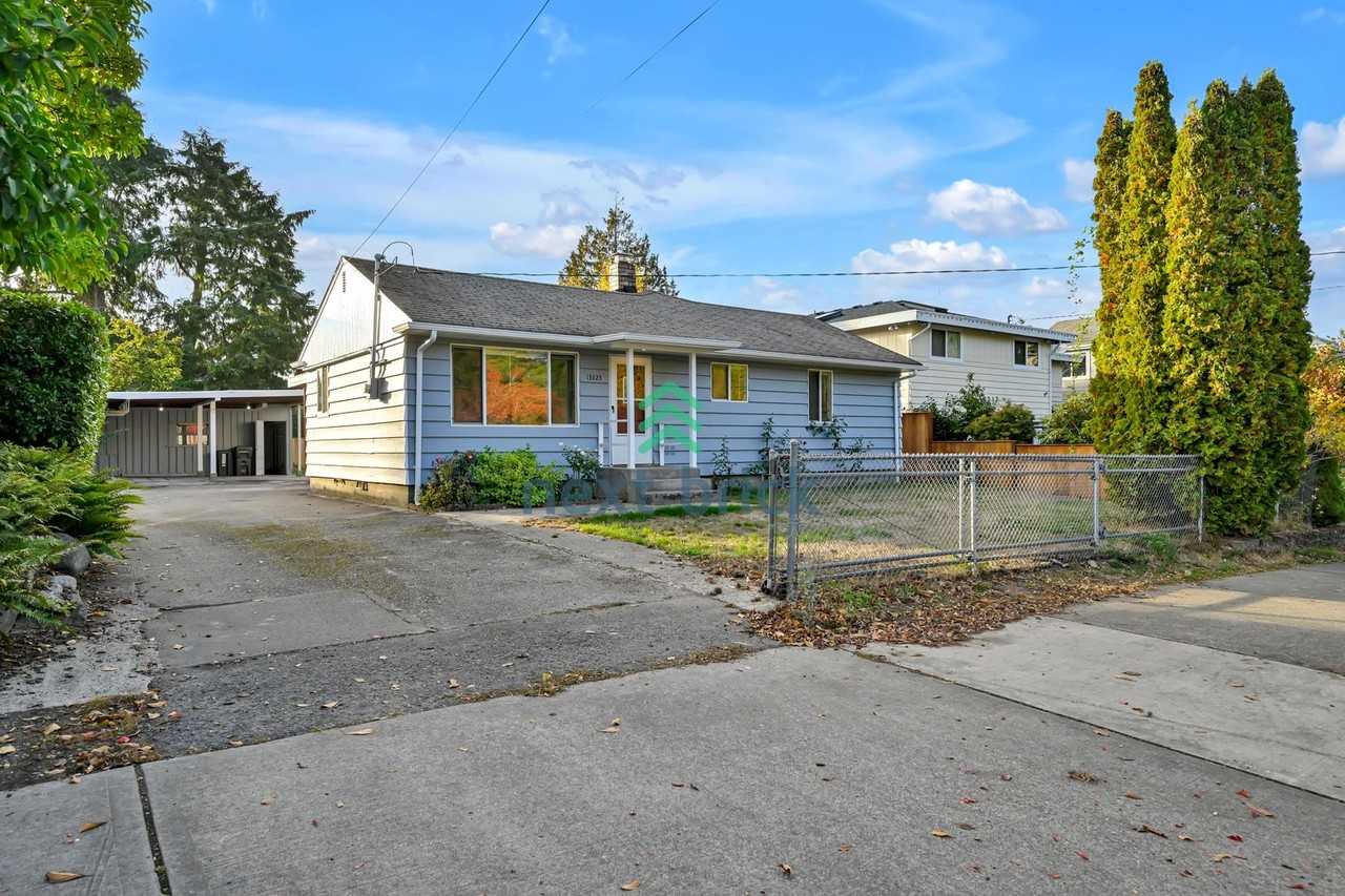 13223 4th Ave Sw - Photo 2 of 23