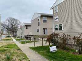 featured image of 409 W College St