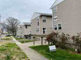 COL409 - Photo 1 of 1