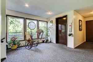 featured image of 604 Ne 165th St