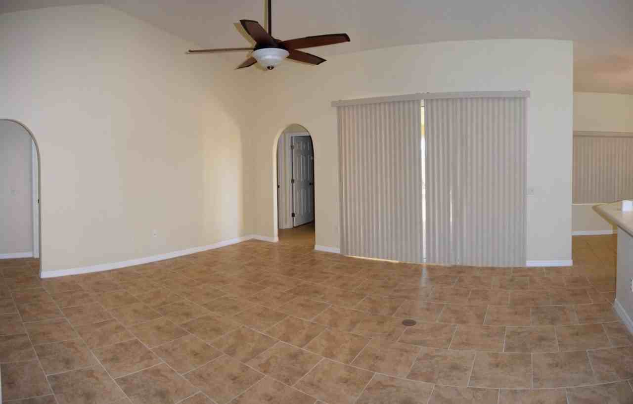 10120 Se 67th Ter - Photo 2 of 13