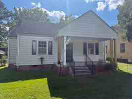 featured image of 809 Rose St