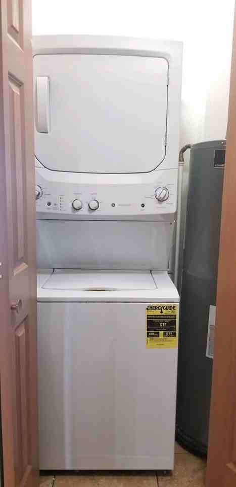 1504 Springbrook Dr - Photo 5 of 17