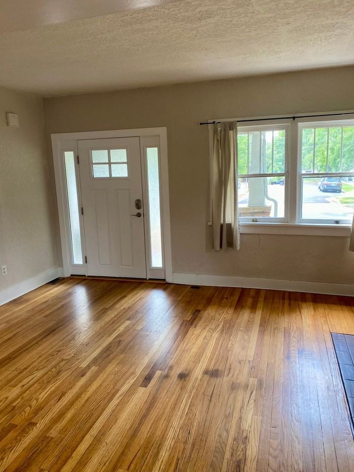 1903 Goss St #6 - Photo 2 of 16