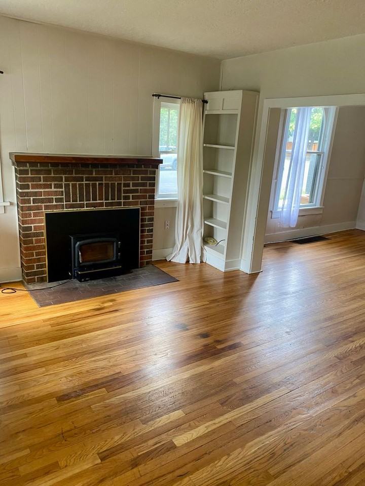 1903 Goss St #6 - Photo 4 of 16