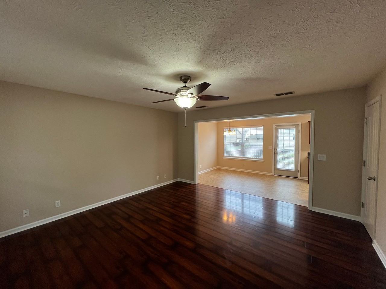 3216 Cinch Ct - Photo 2 of 23