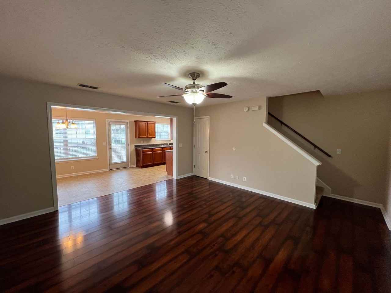 3216 Cinch Ct - Photo 3 of 23