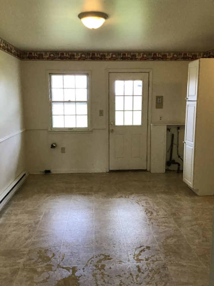 6269 Mountain View Dr - Photo 3 of 10