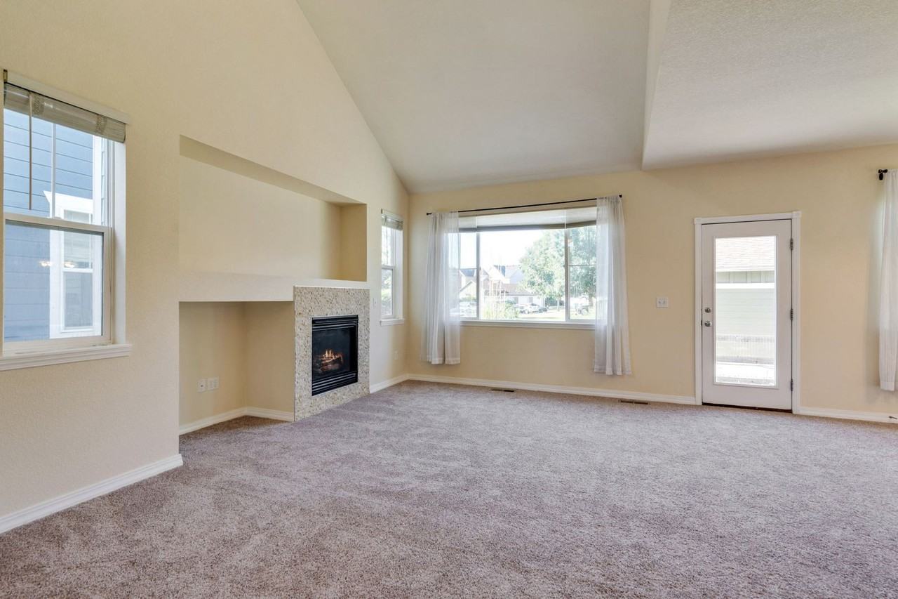 2133 Nancy Gray Ave - Photo 5 of 24