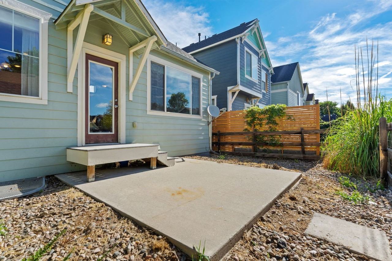 2133 Nancy Grey Avenue - Photo 4 of 24