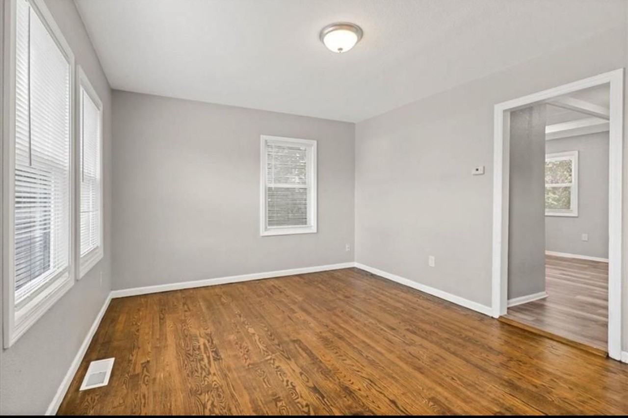 5508 Saida Ave - Photo 2 of 6