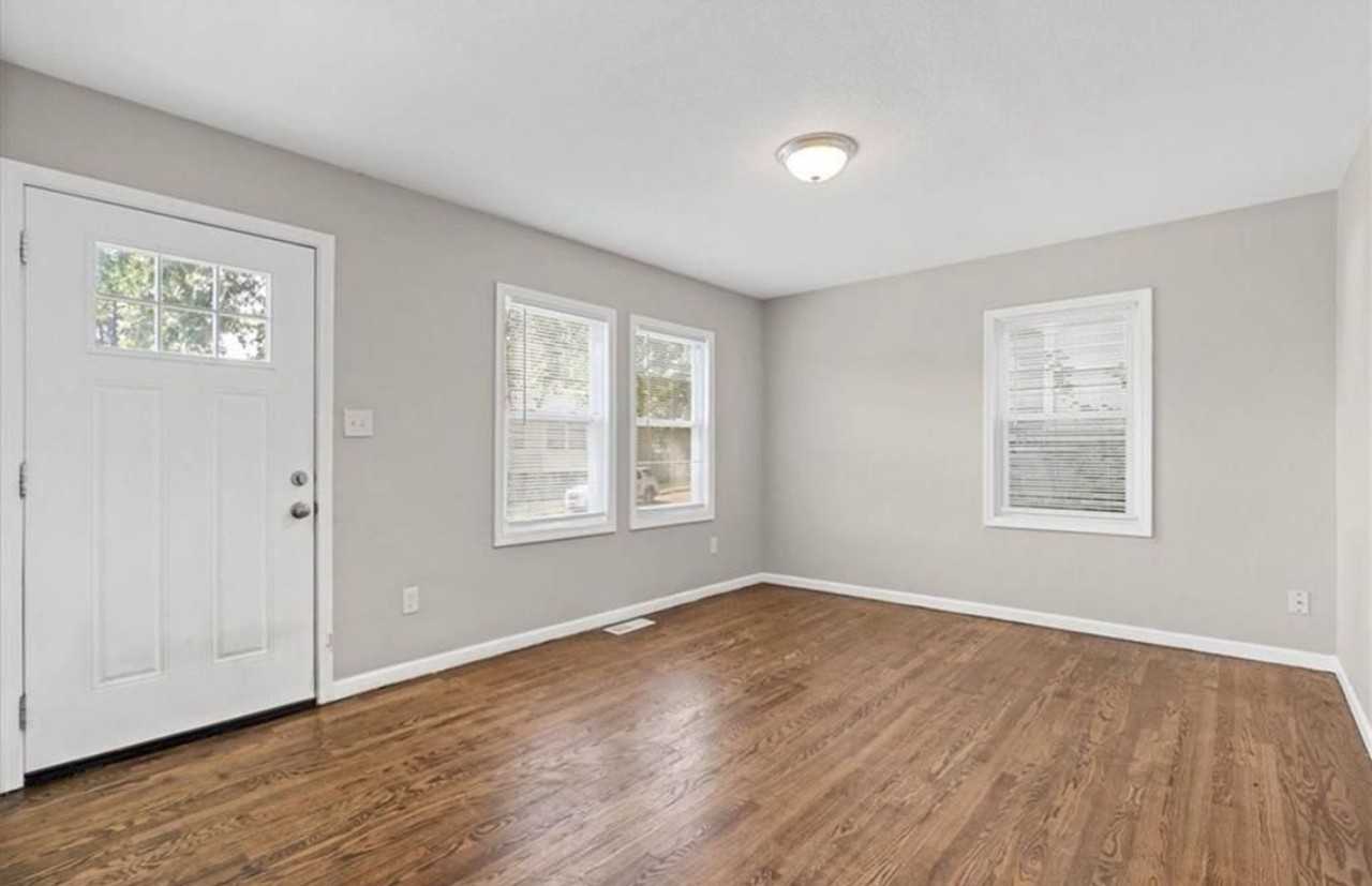 5508 Saida Ave - Photo 3 of 6