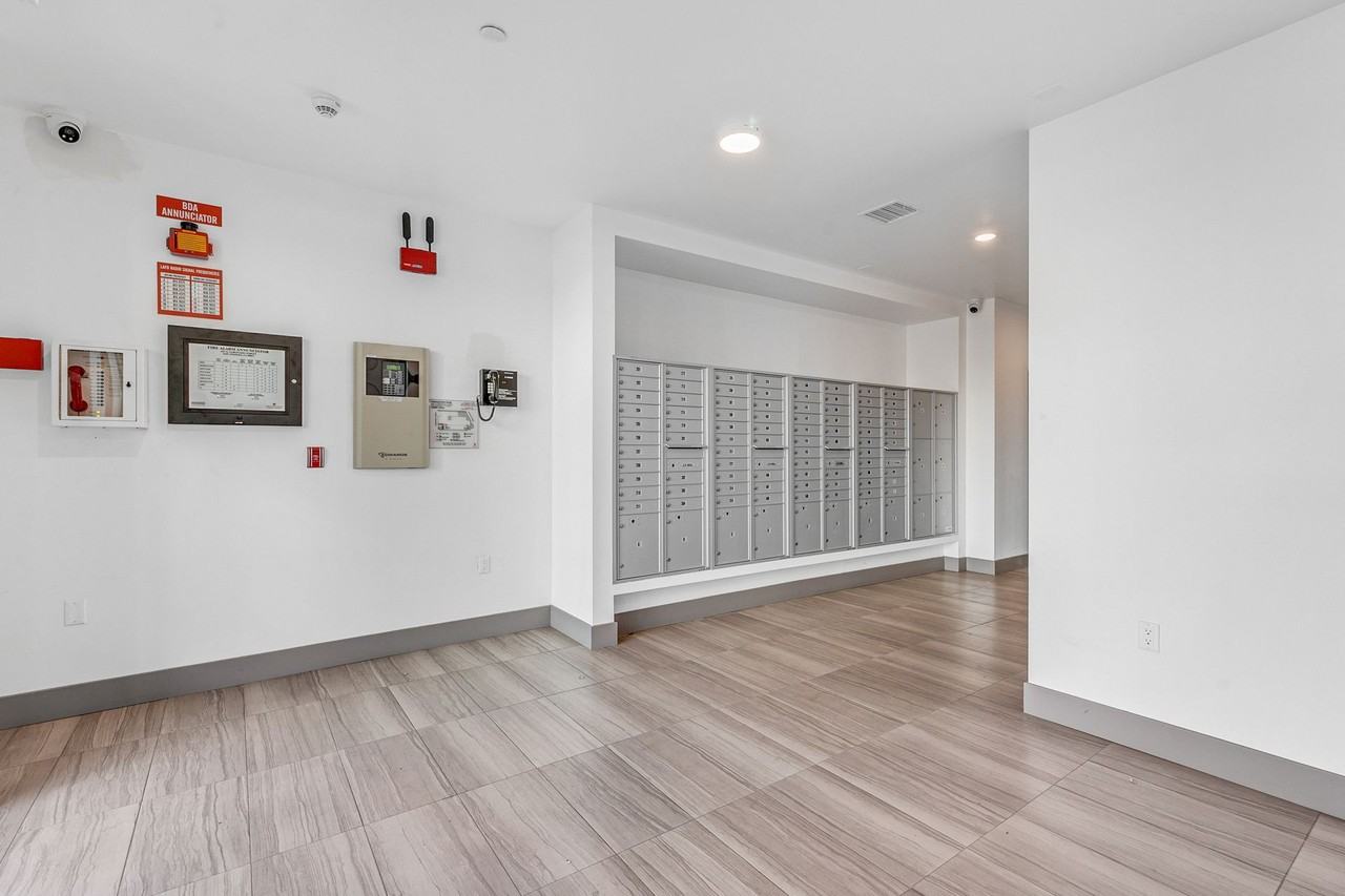 825 Coronado-Building - Photo 3 of 50