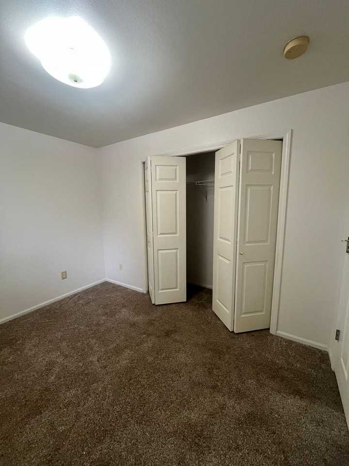 1675 Ono Avenue - Photo 7 of 11