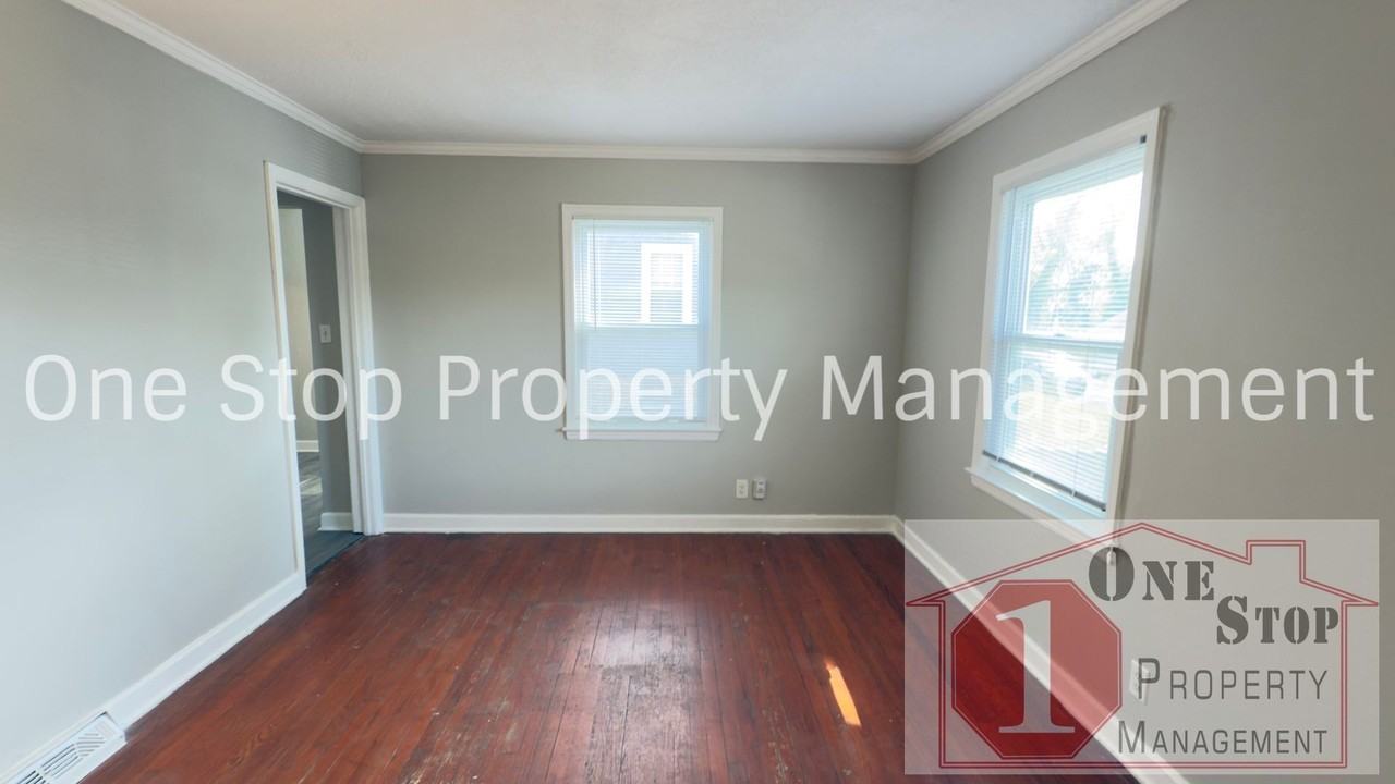 4210 E 69th St - Photo 2 of 14