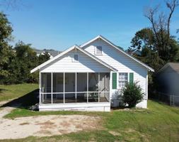 featured image of 228 Cook Street