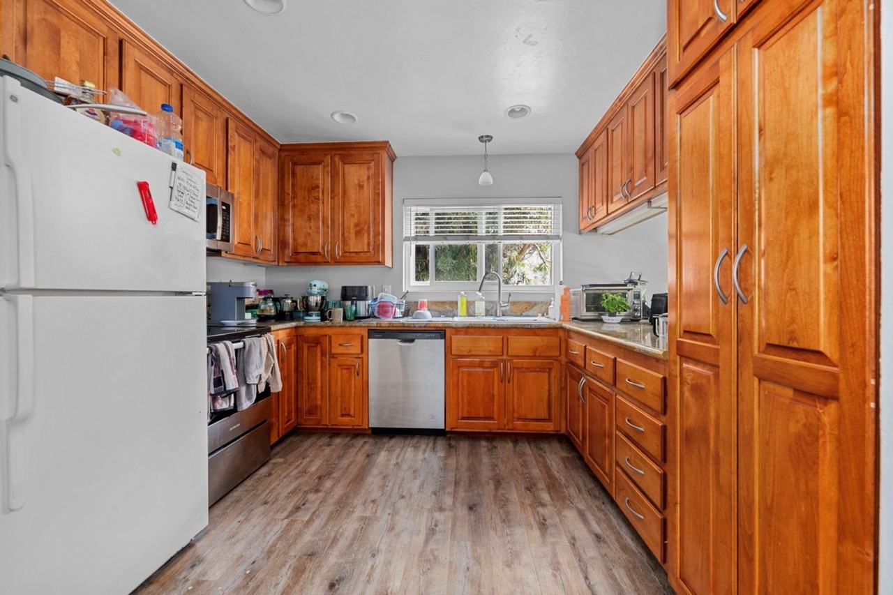 5663 Campanile Way - Photo 5 of 22