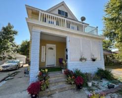 featured image of 1100 E Corrington Ave