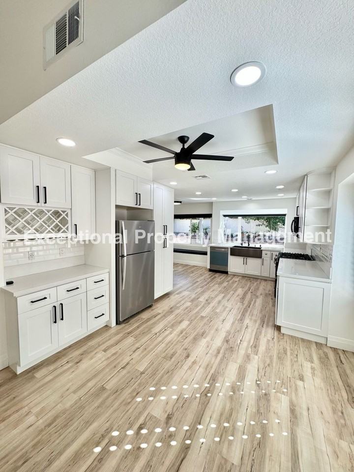 6369 Barsac Pl - Photo 4 of 17
