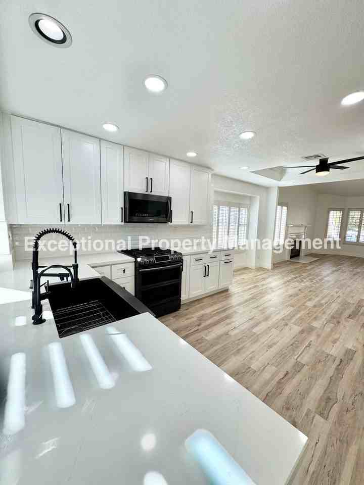 6369 Barsac Pl - Photo 5 of 17