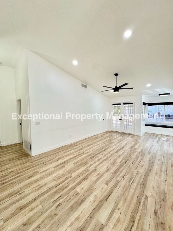 6369 Barsac Pl - Photo 7 of 17