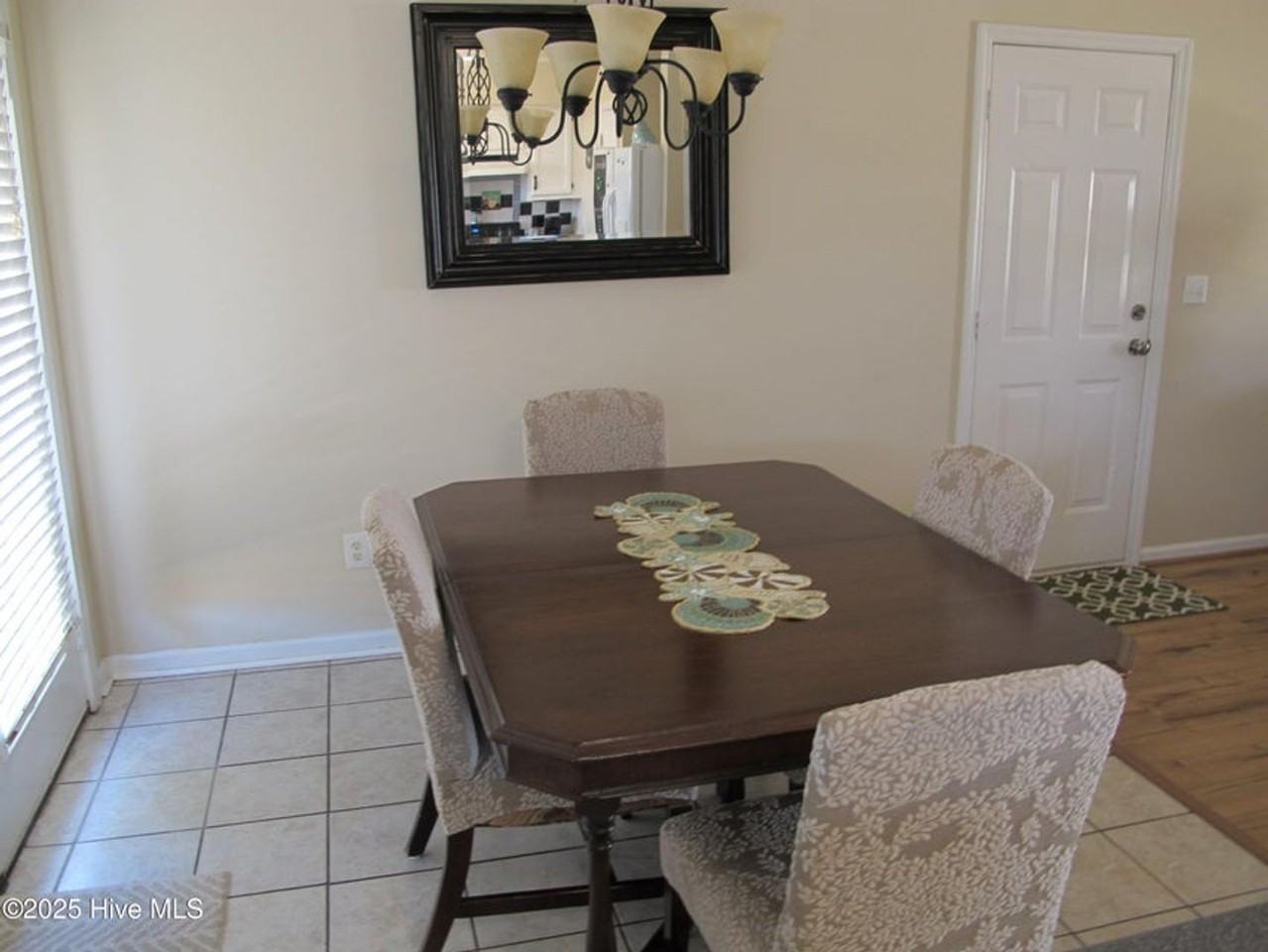 5613 Chop Way W - Photo 3 of 9