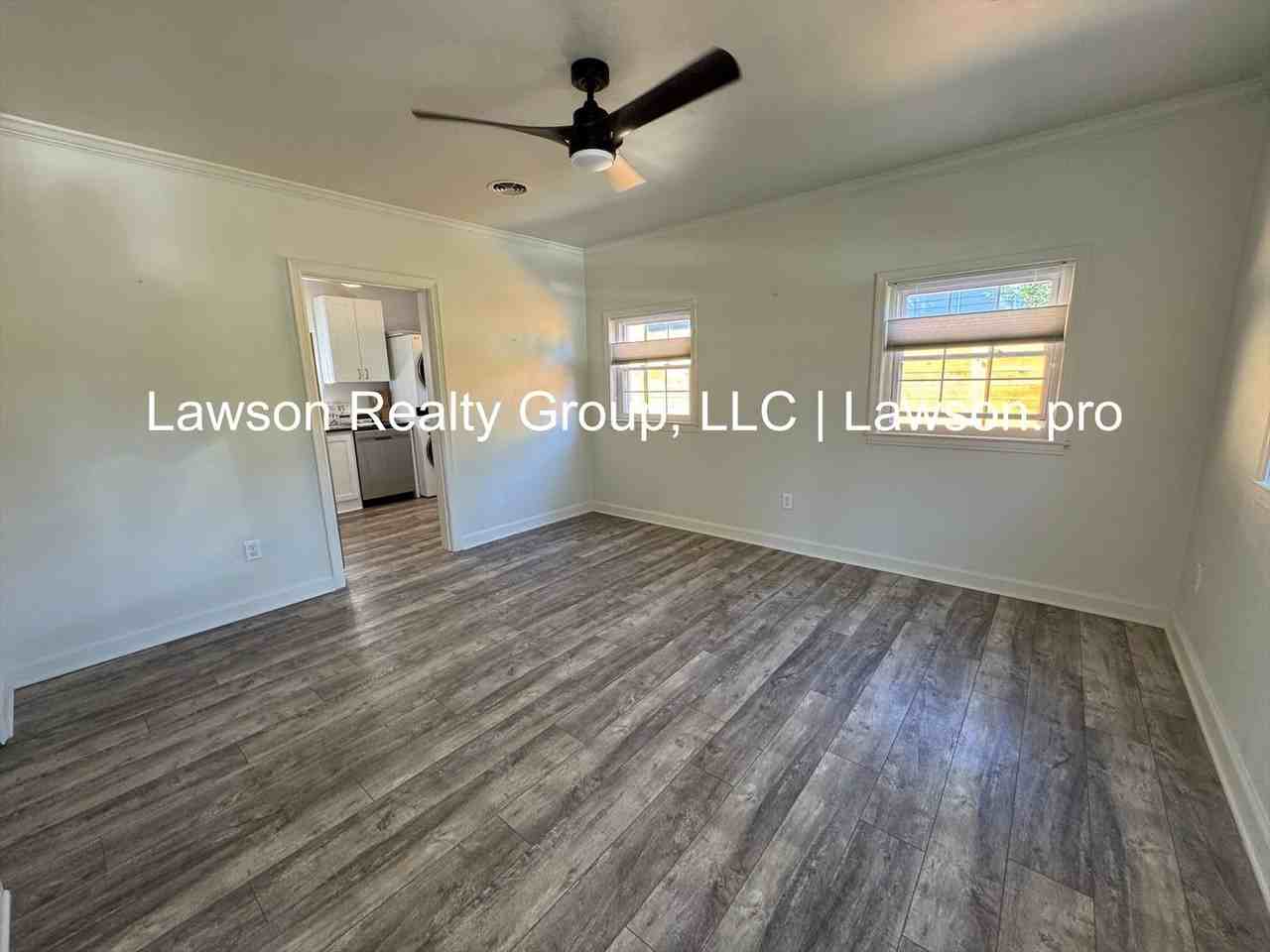 1234 Kerns Ave Sw - Photo 3 of 19