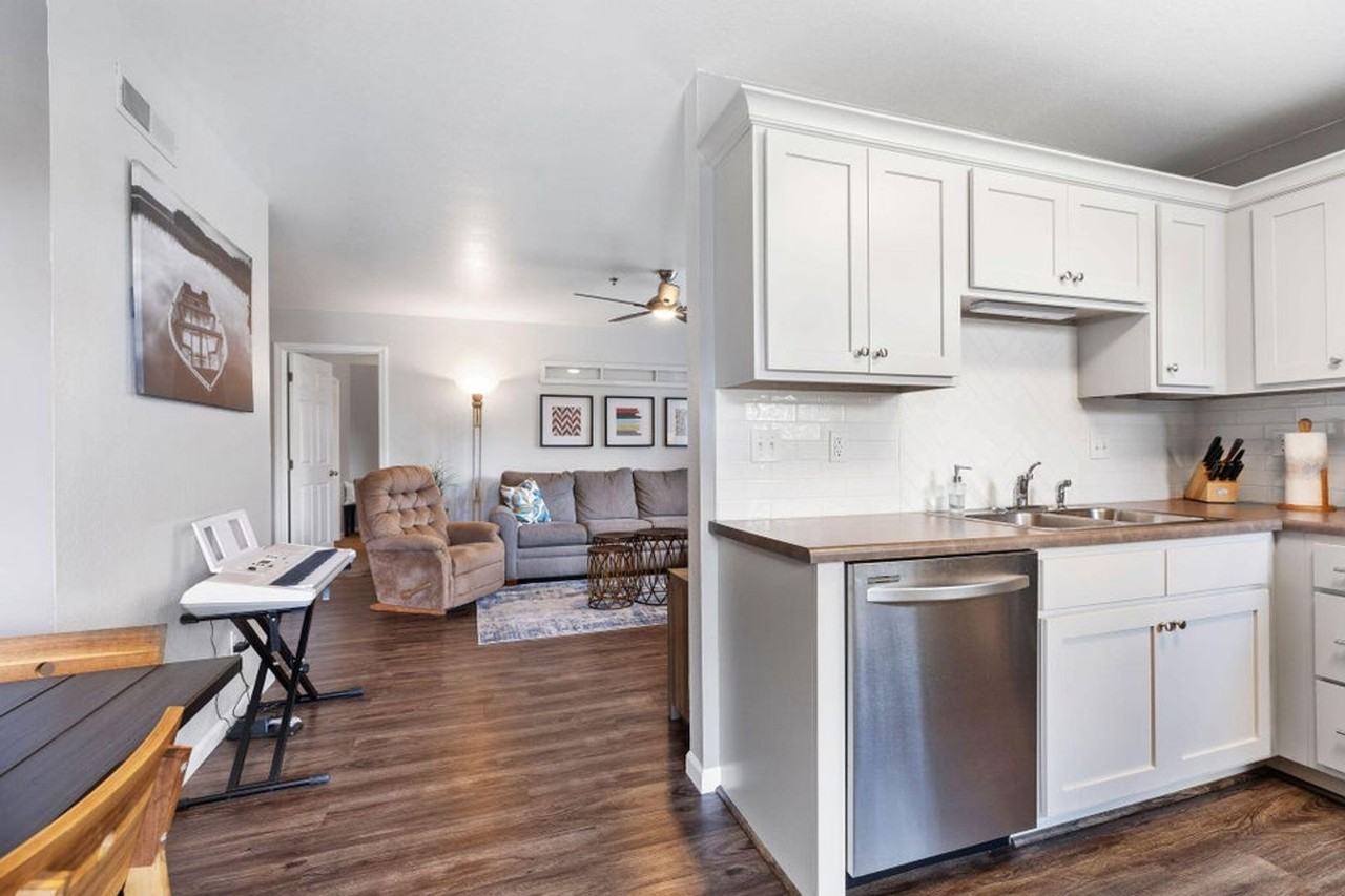 143 Vixen Cir #B - Photo 6 of 15