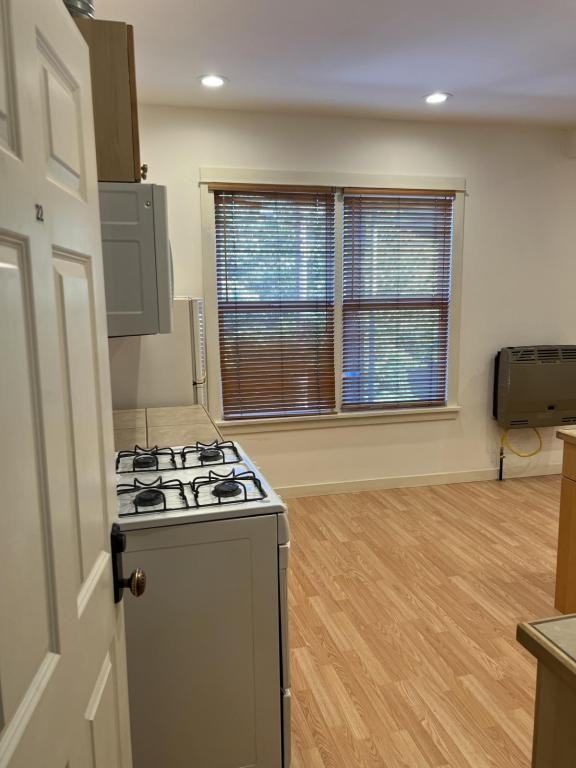 5605 Corson Ave S - Photo 4 of 15