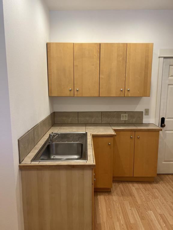 5605 Corson Ave S - Photo 5 of 15