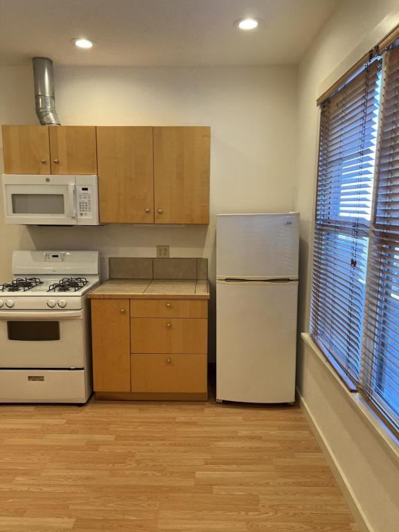 5605 Corson Ave S - Photo 7 of 15