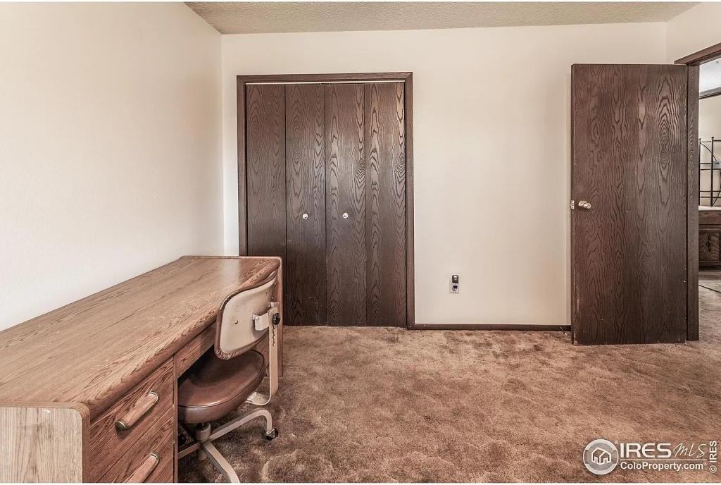 701 43rd Ave - Photo 2 of 10
