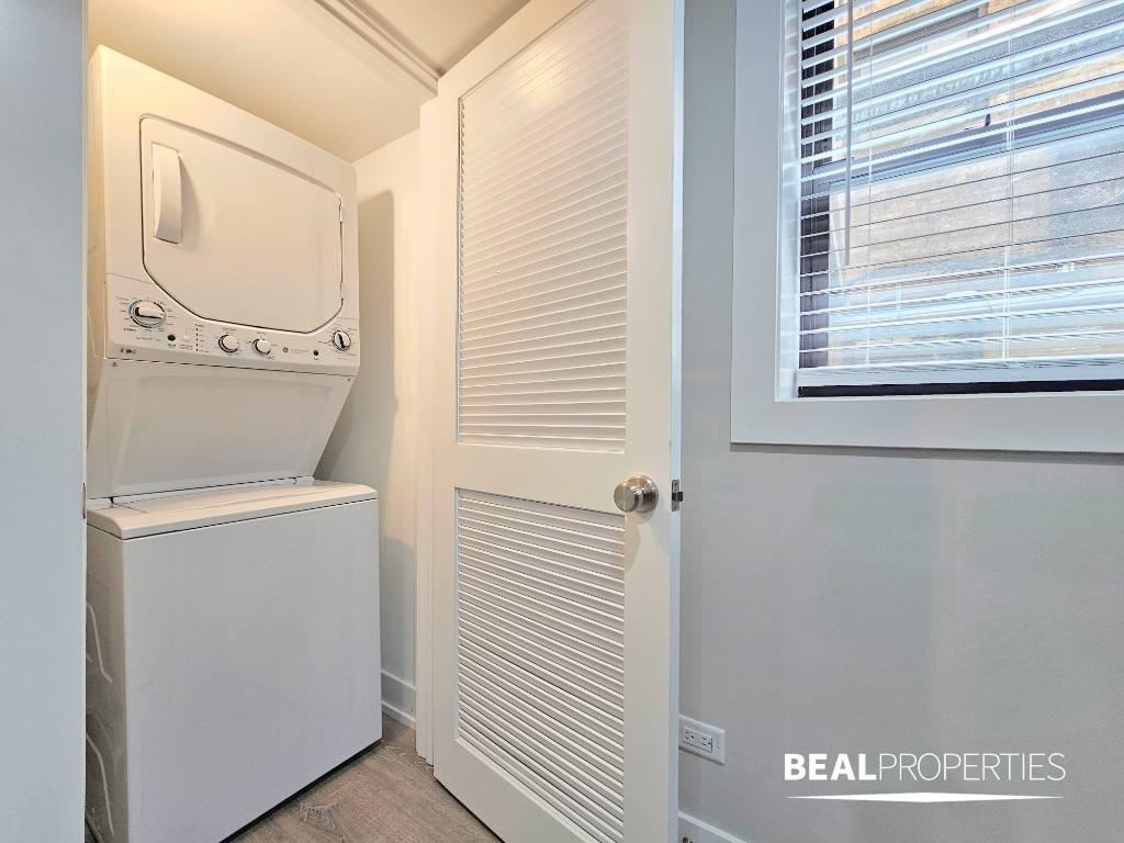 914 Crain Street - Photo 4 of 9