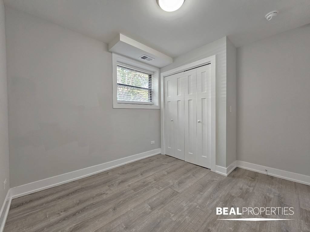 914 Crain Street - Photo 5 of 9