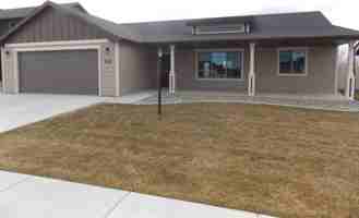 featured image of 926 Black Berry Way