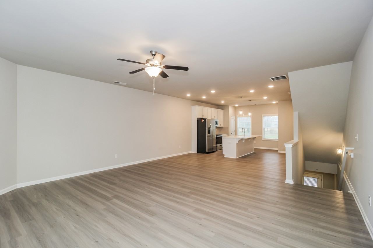 759 Calvin Park Dr - Photo 5 of 39