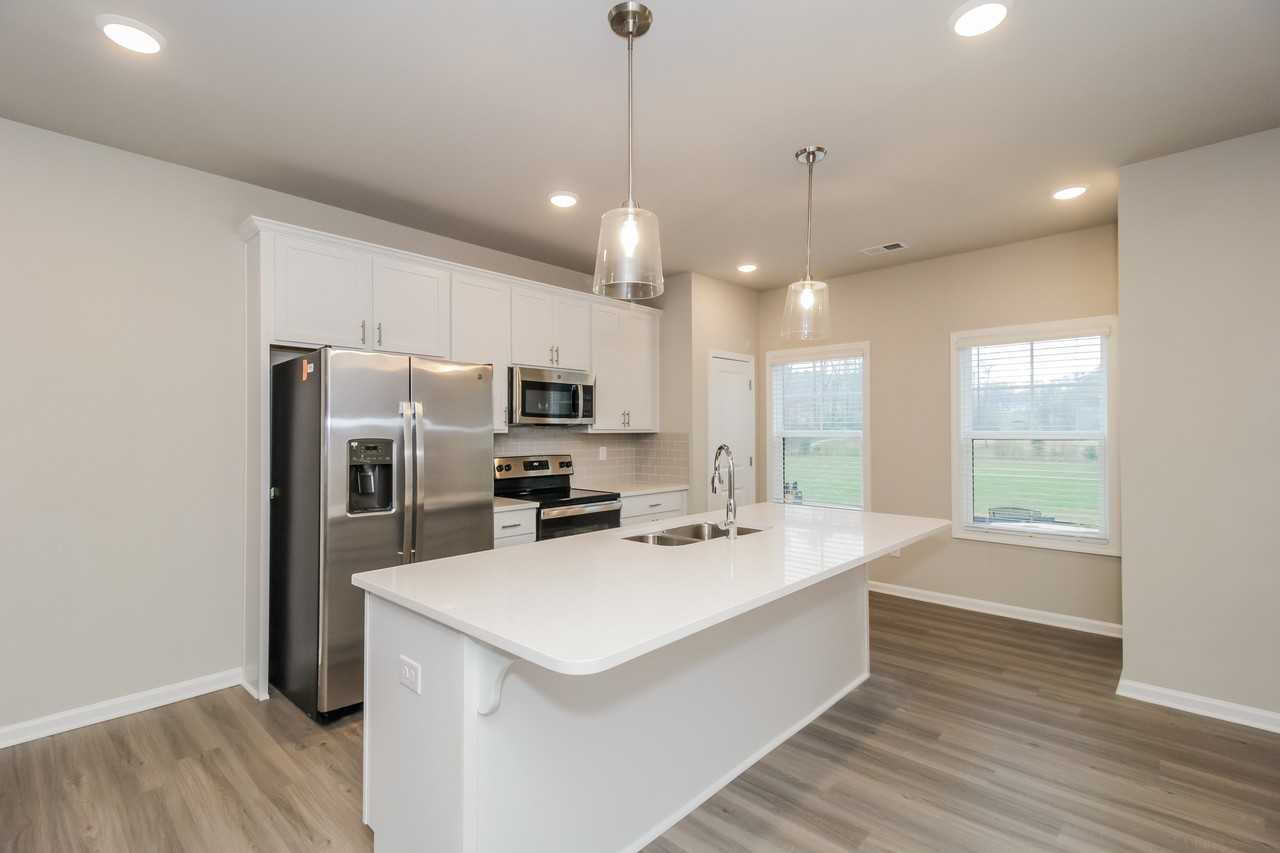 759 Calvin Park Dr - Photo 6 of 39