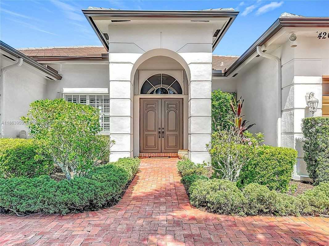 4268 Sw 141st Ave ##0 - Photo 2 of 48