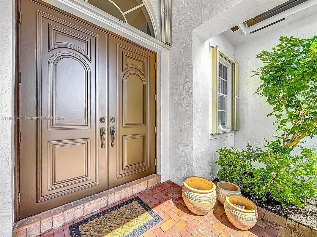 4268 Sw 141st Ave ##0 - Photo 3 of 48