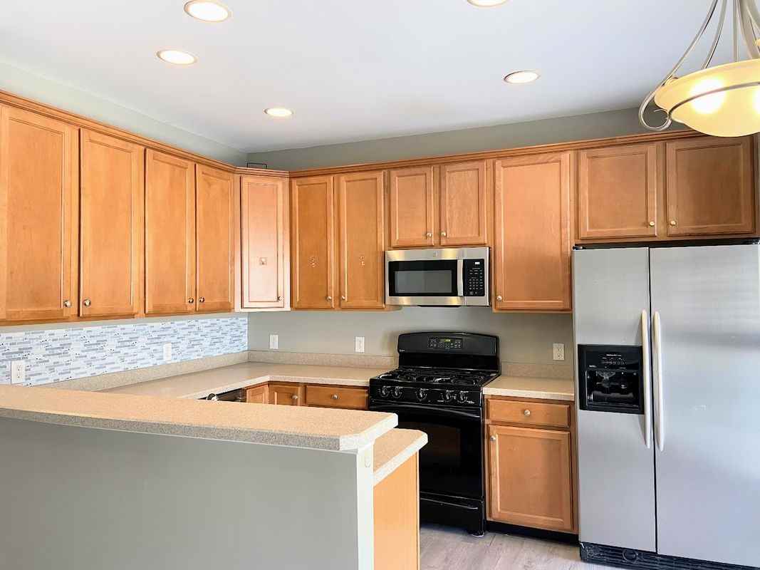 2003 Garrison Dr - Photo 3 of 3