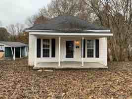 featured image of 205 Woodland St