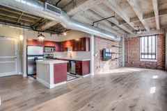 114 W Adams St #610 - Photo 1 of 1