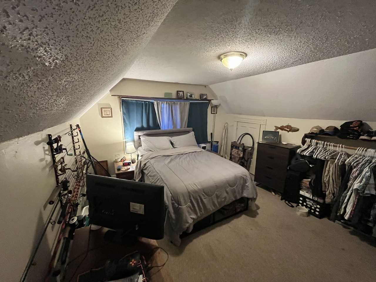 450 Dallas St #A - Photo 6 of 17